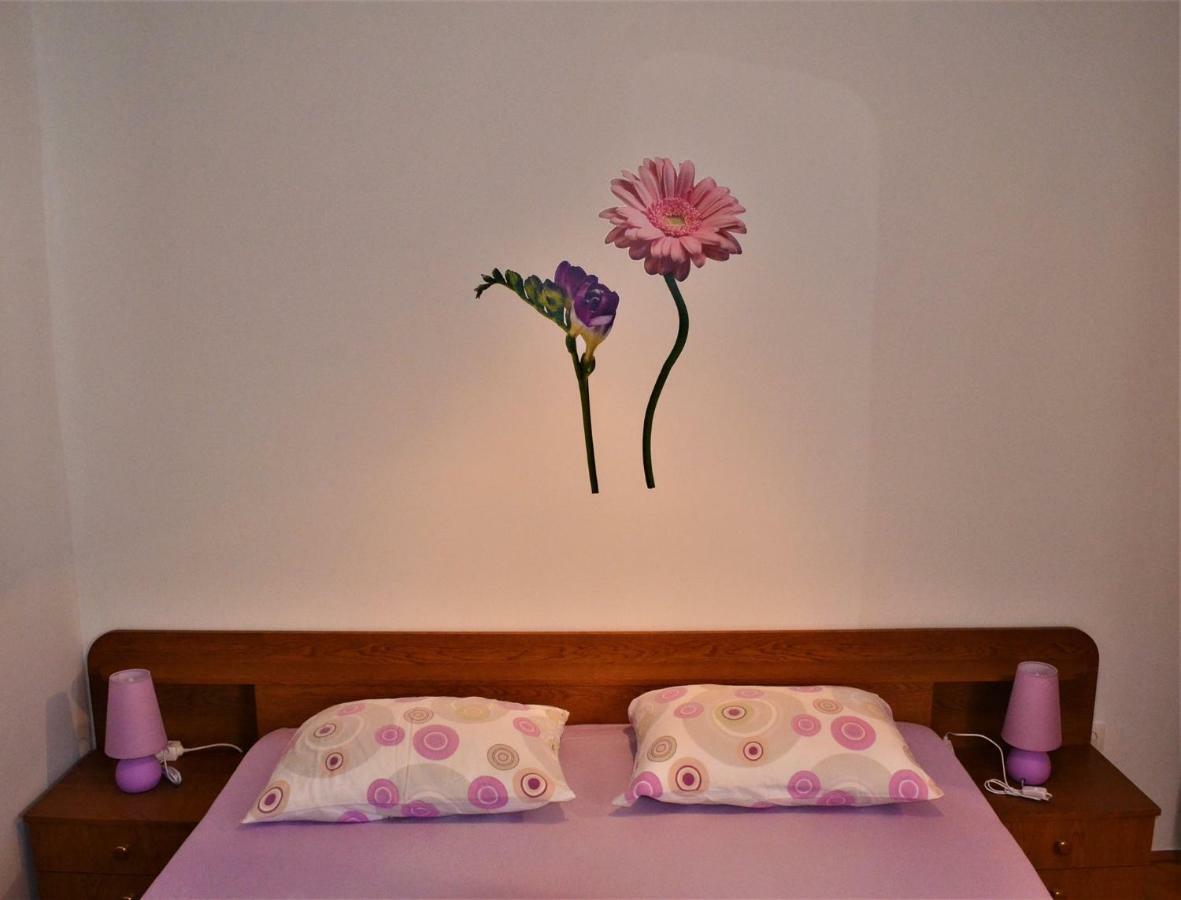 Apartman Rosa Пироваць Екстер'єр фото